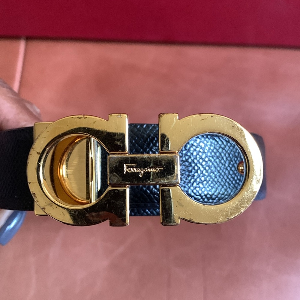 ⚡️FLASH SALE⚡️Salvatore Ferragamo Black and Red Belt with Gold Gancini Buckle - Picture 4 of 6